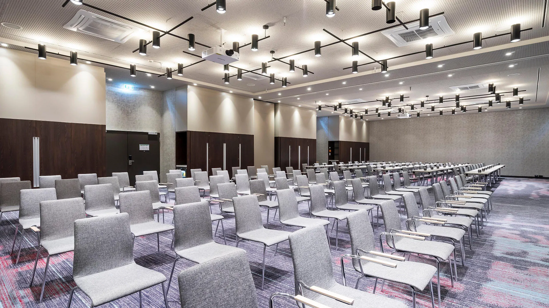 Holiday Inn Hamburg - City Nord By Ihg Hotel